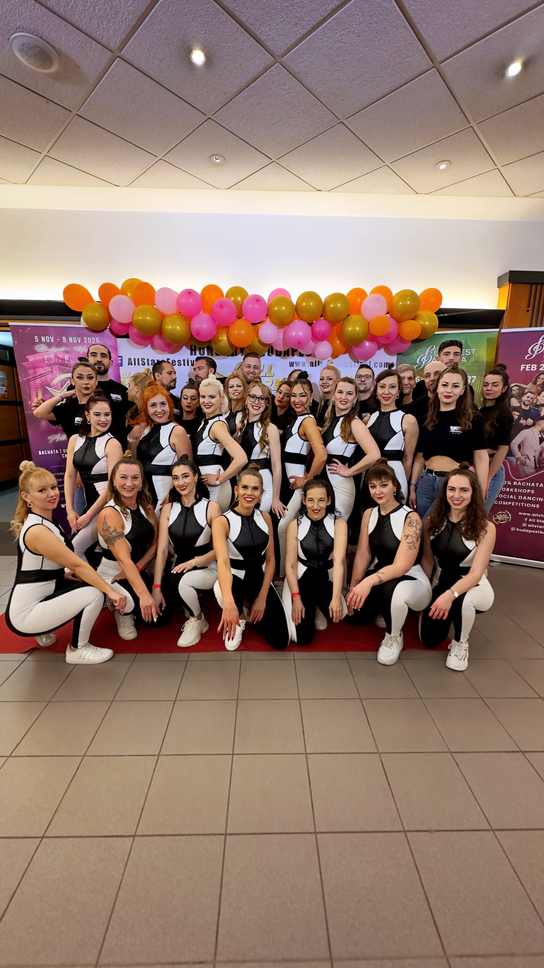 A Ladies' Time – Queens csoport tagjai a stúdióban a workshop után